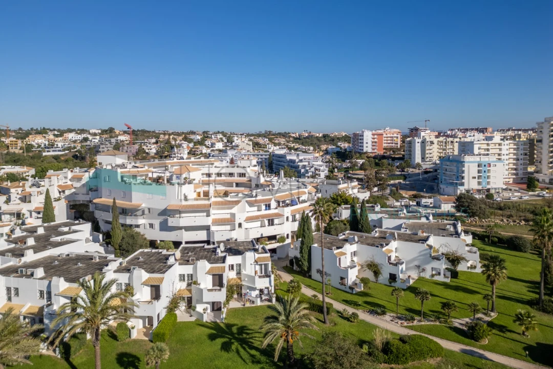 Apartamento T3 para Venda em Porches Foto 48