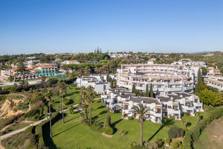 Apartamento T3 para Venda em Porches Foto 35