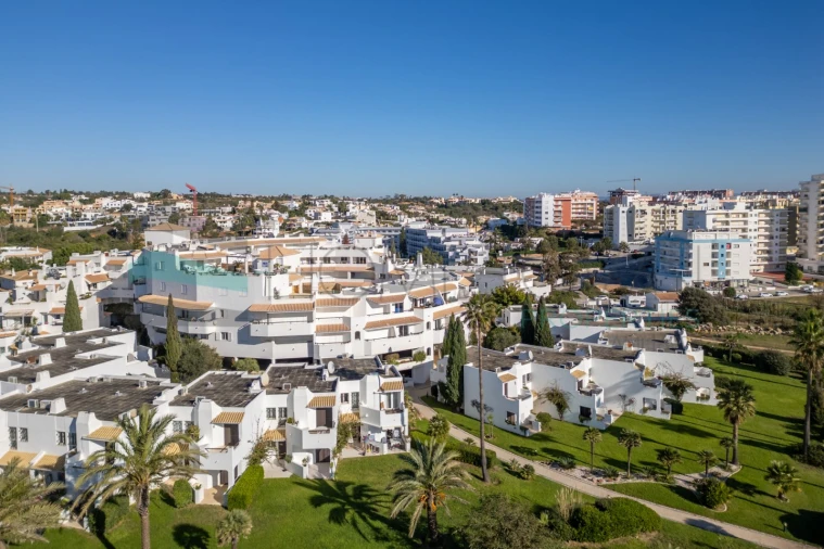 Apartamento T3 para Venda em Porches Foto 48