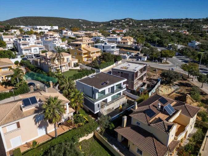 Moradia T4 para Venda em Loule (São Clemente) Foto 29