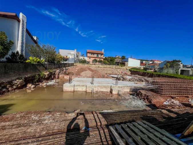 Moradia T4 para Venda em Algueirão-Mem Martins Foto 23