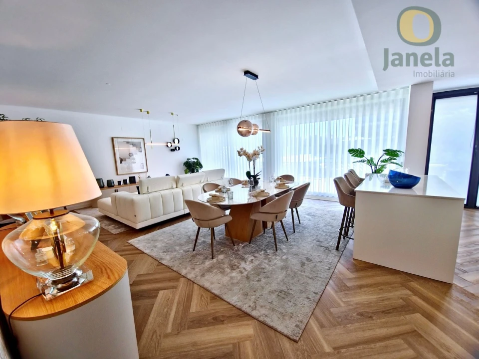Apartamento T2 para Venda em Faro (Sé e São Pedro) Foto 3