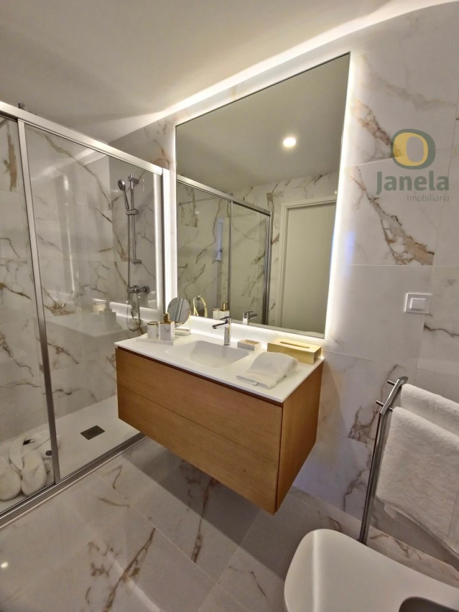 Apartamento T2 para Venda em Faro (Sé e São Pedro) Foto 24