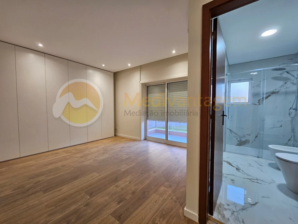 Apartamento T3 para Venda em Real, Dume e Semelhe Foto 15