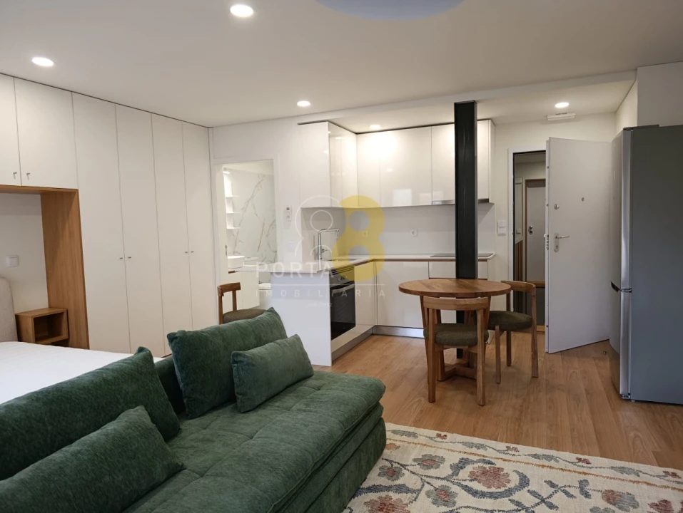 Apartamento para Venda em Cedofeita, Santo Ildefonso, Sé, Miragaia, São Nicolau e Vitória Foto 8