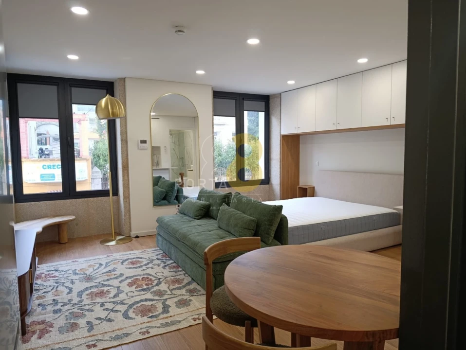 Apartamento para Venda em Cedofeita, Santo Ildefonso, Sé, Miragaia, São Nicolau e Vitória Foto 1