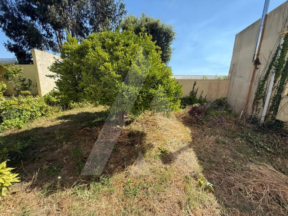 Moradia T3 para Venda em Aradas Foto 30