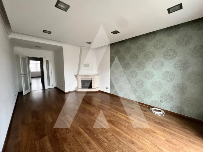 Apartamento T2 para Venda em Glória e Vera Cruz Foto 4