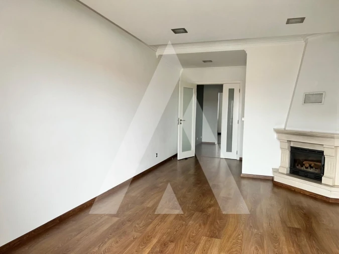Apartamento T2 para Venda em Glória e Vera Cruz Foto 5