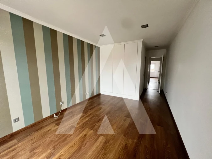 Apartamento T2 para Venda em Glória e Vera Cruz Foto 18