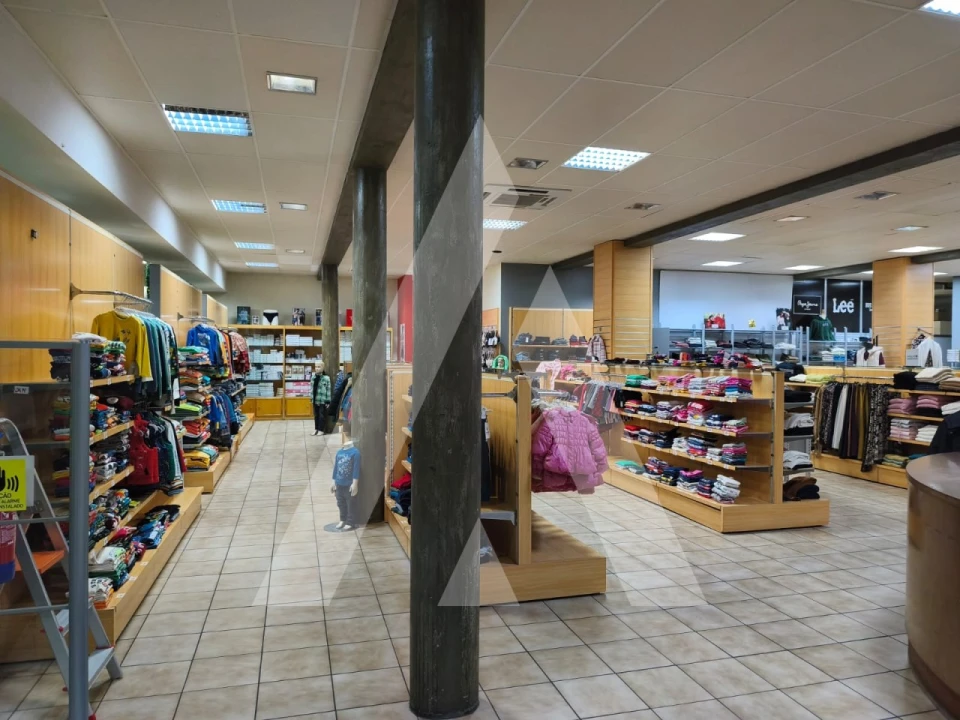 Loja para Cedência de Quotas em Mira Foto 5