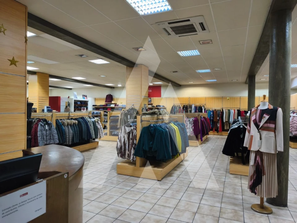 Loja para Cedência de Quotas em Mira Foto 9