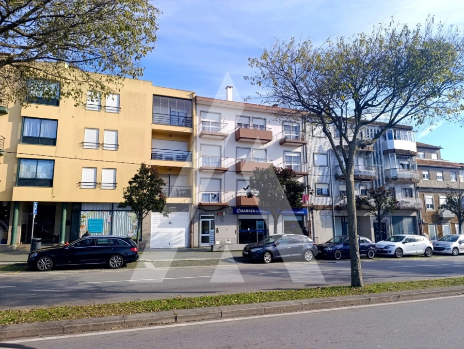 Apartamento T1 para Arrendamento em Santa Maria Maior e Monserrate e Meadela Foto 1