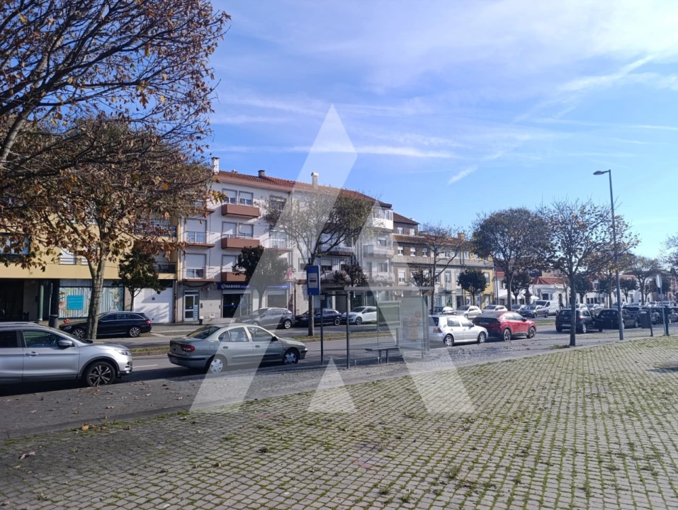 Apartamento T1 para Arrendamento em Santa Maria Maior e Monserrate e Meadela Foto 3