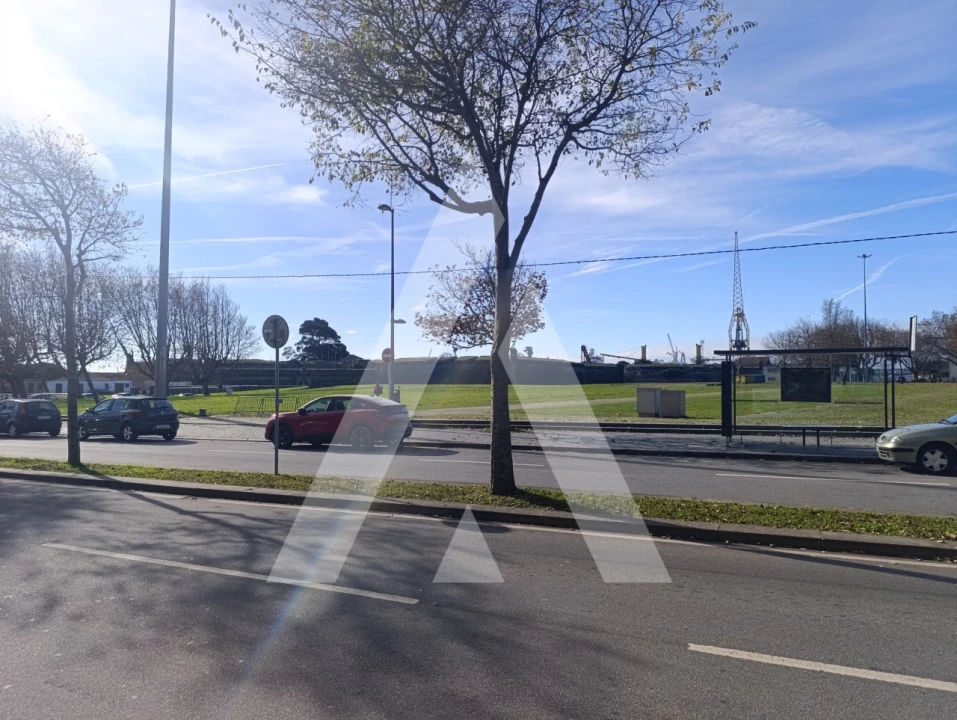 Apartamento T1 para Arrendamento em Santa Maria Maior e Monserrate e Meadela Foto 4