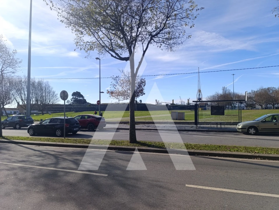 Apartamento T1 para Arrendamento em Santa Maria Maior e Monserrate e Meadela Foto 7