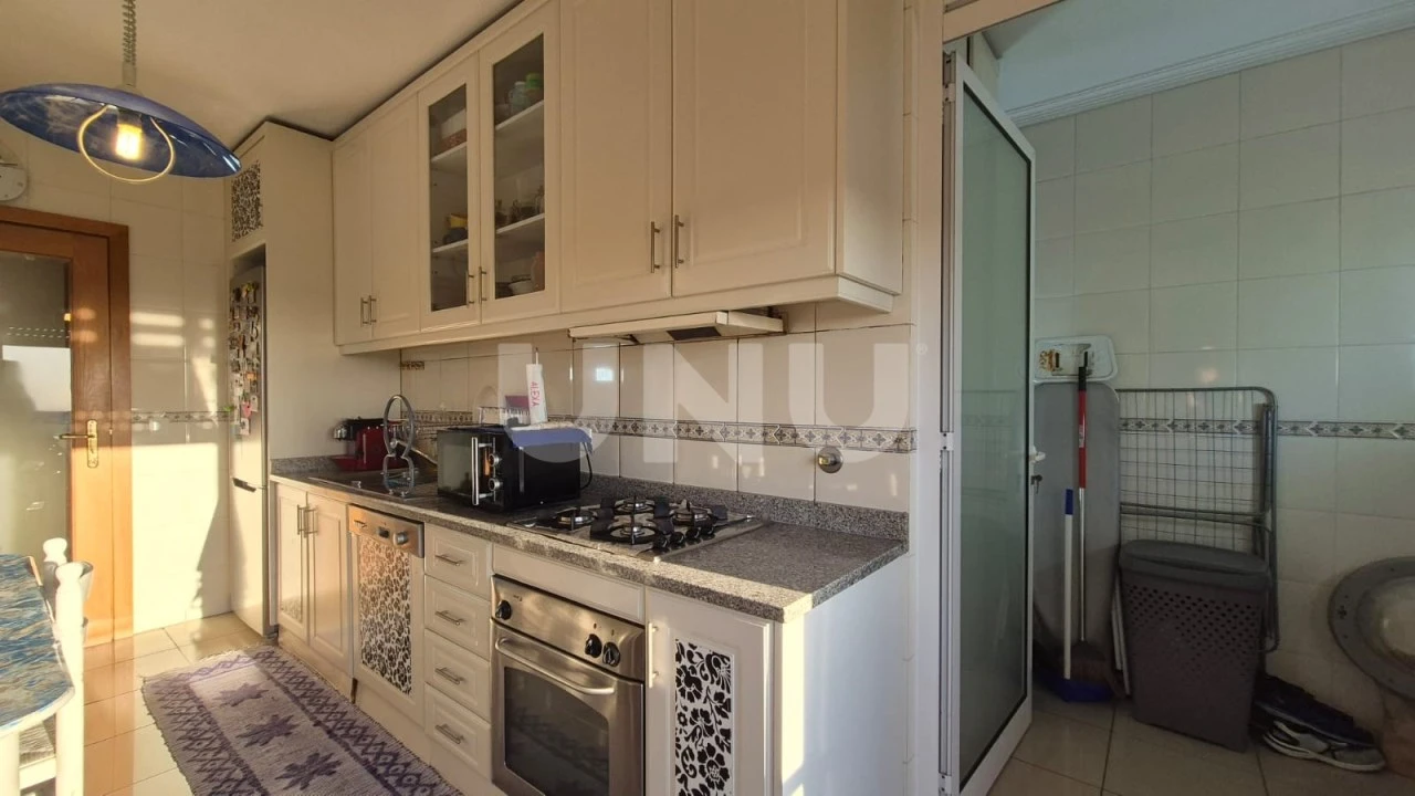 Apartamento T2 para Venda em Mozelos Foto 5
