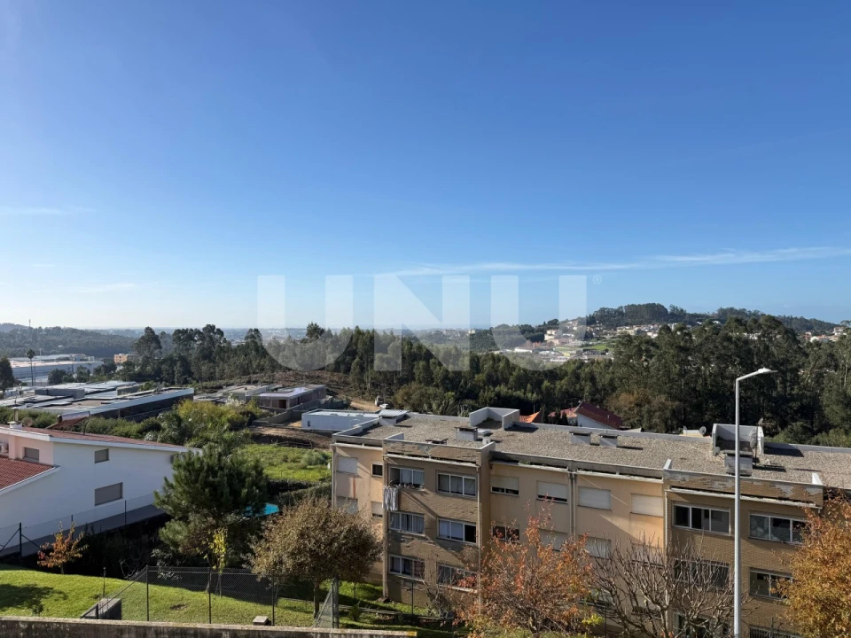 Apartamento T2 para Venda em Mozelos Foto 38