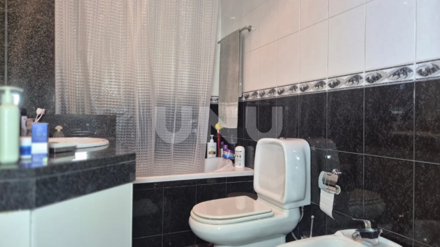 Apartamento T2 para Venda em Mozelos Foto 26