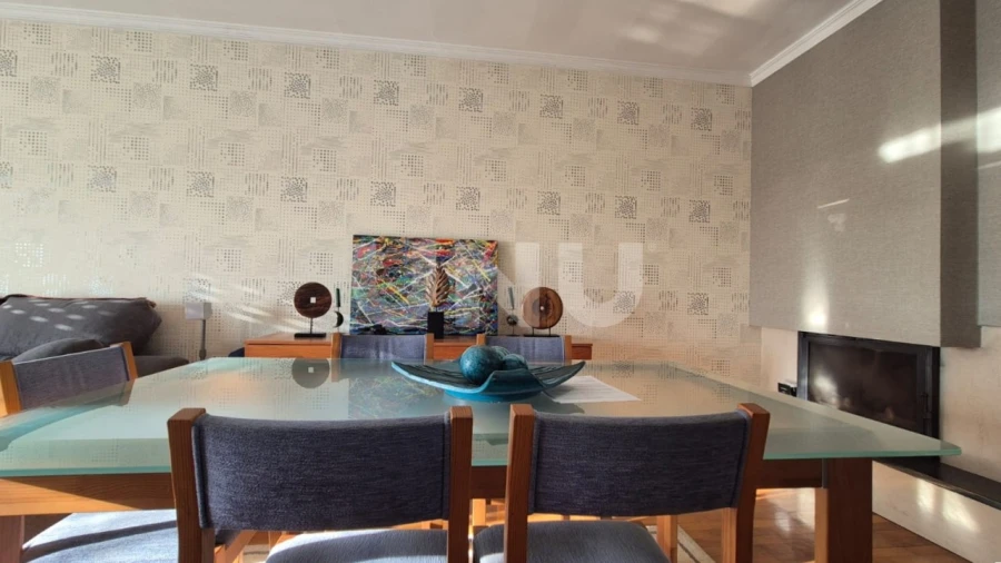 Apartamento T2 para Venda em Mozelos Foto 11