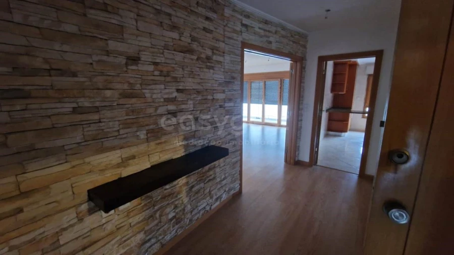 Apartamento T3 para Venda em Odivelas Foto 4