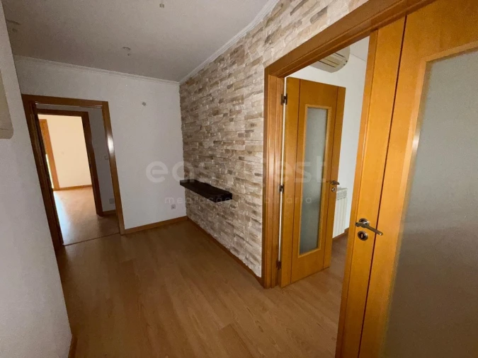 Apartamento T3 para Venda em Odivelas Foto 6