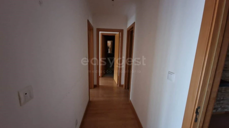Apartamento T3 para Venda em Odivelas Foto 19