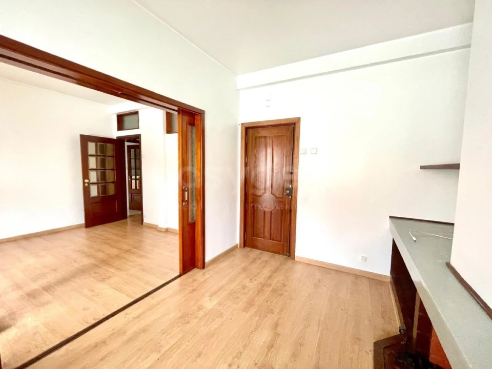 Apartamento T3 para Venda em Guarda Foto 3