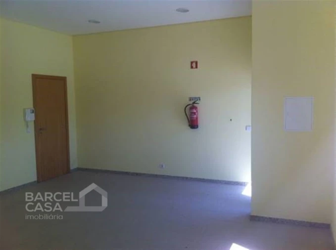 Armazém para Arrendamento em Varzea Foto 5