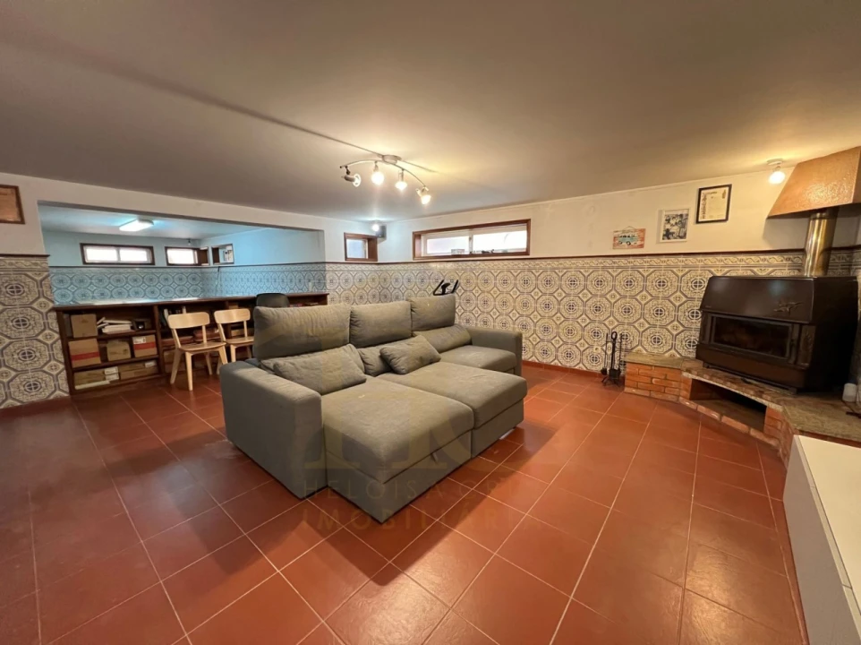 Moradia T4 para Venda em Arvore Foto 40