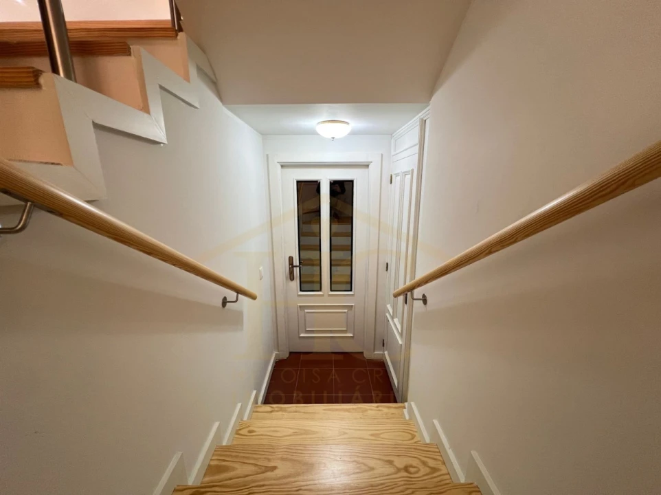 Moradia T4 para Venda em Arvore Foto 47