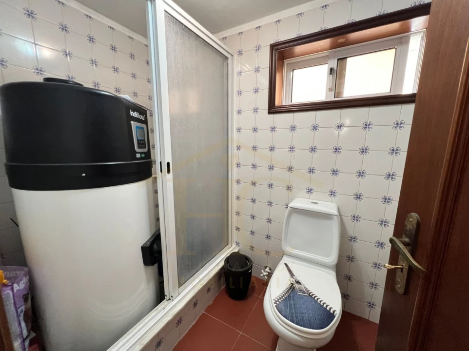 Moradia T4 para Venda em Arvore Foto 51