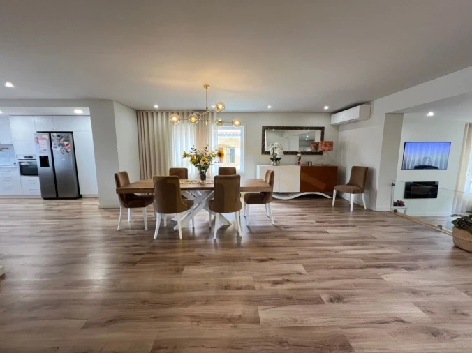 Moradia T4 para Venda em Arvore