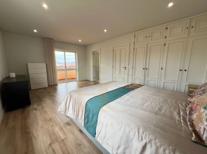 Moradia T4 para Venda em Arvore Foto 27