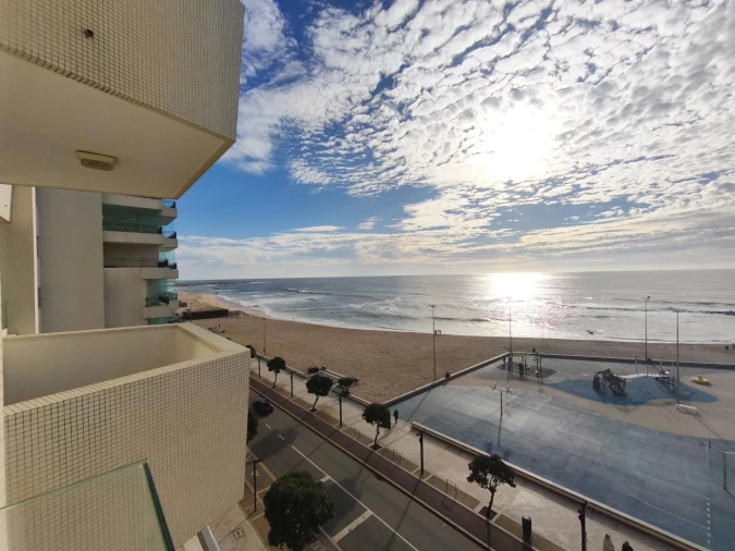Apartamento T6 para Venda em Póvoa de Varzim, Beiriz e Argivai Foto 2