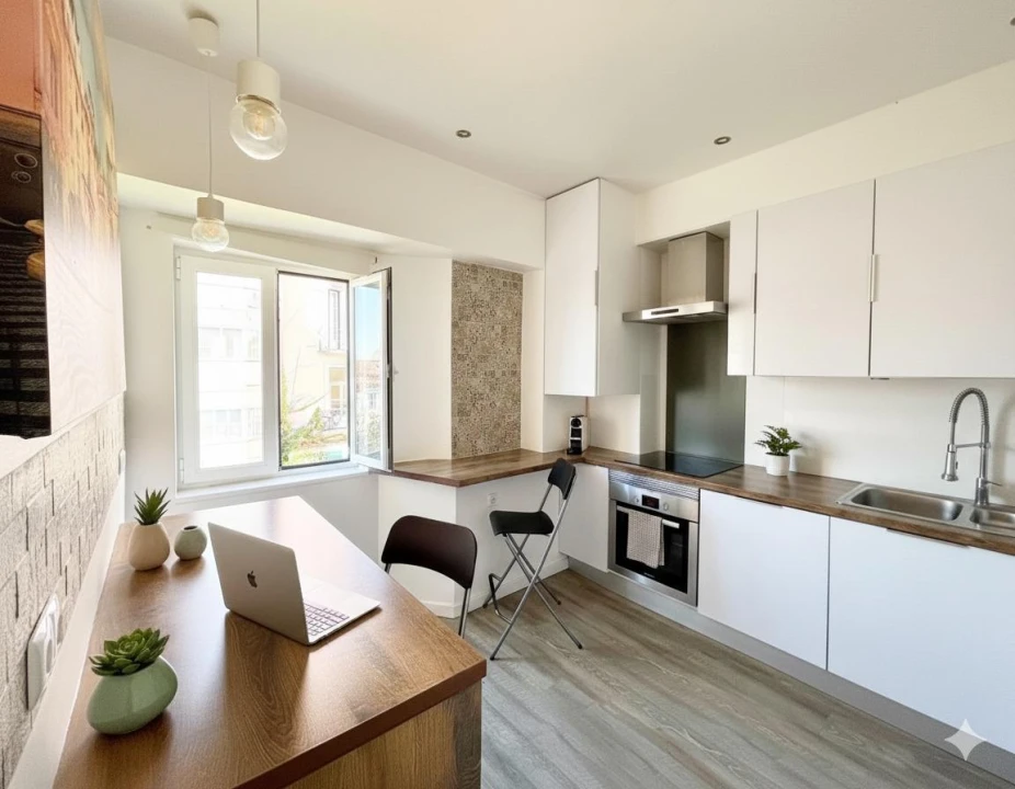 Apartamento T2 para Venda em Misericórdia Foto 12