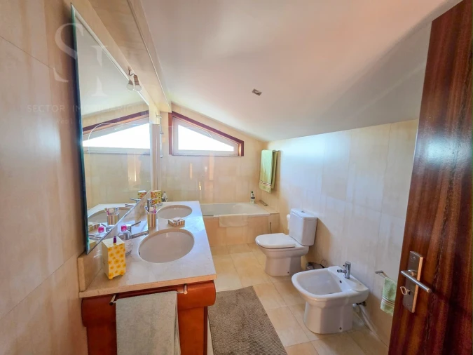 Moradia T4 para Venda em Paços de Ferreira Foto 20