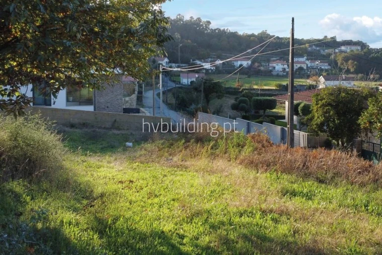 Terreno para Venda em Gamil e Midões Foto 11