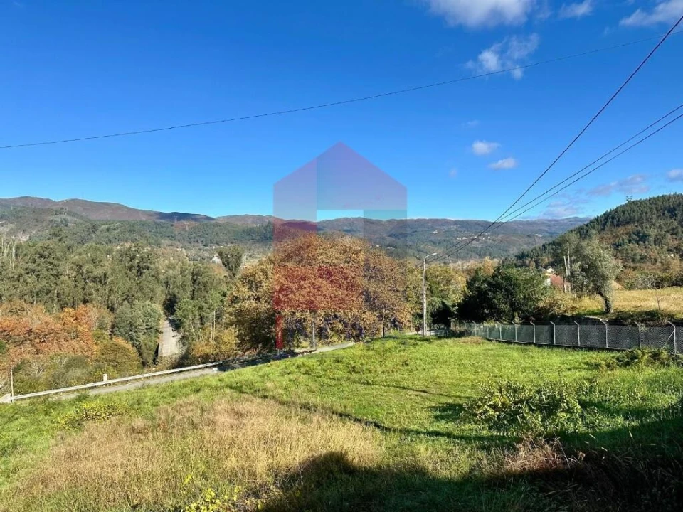Terreno para Venda em Souto Foto 3