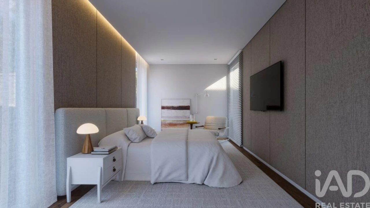 Moradia T3 para Venda em Milheiros de Poiares Foto 9