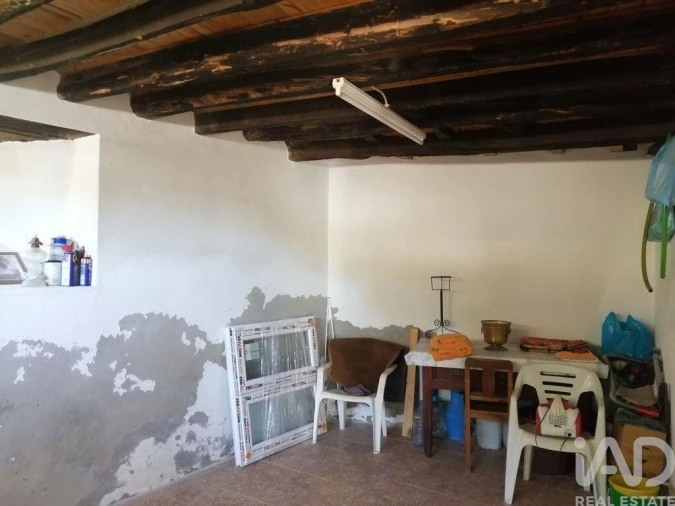 Moradia T4 para Venda em Alvares Foto 4