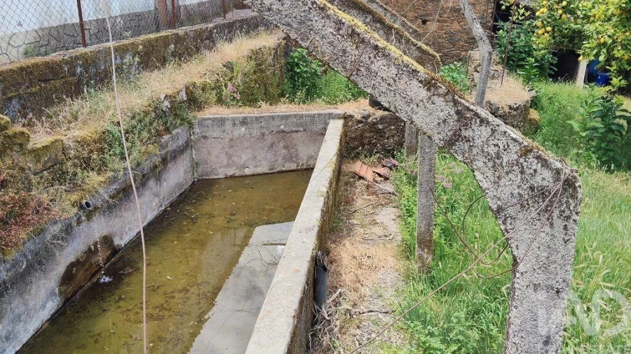 Moradia T4 para Venda em Alvares Foto 27