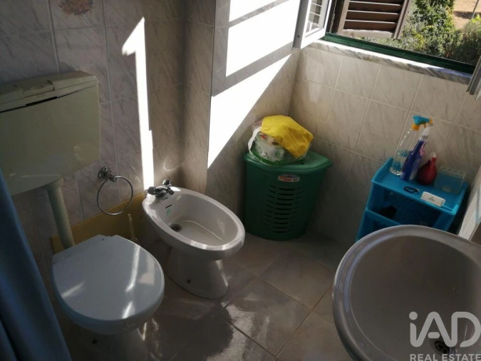 Moradia T4 para Venda em Alvares Foto 11