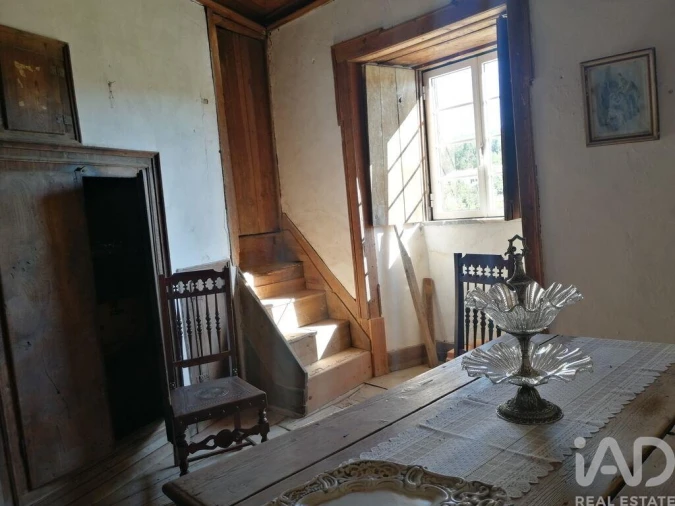 Moradia T4 para Venda em Alvares Foto 16