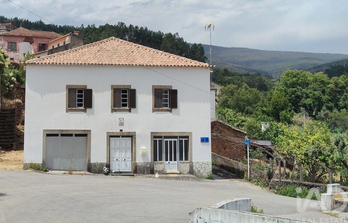 Moradia T4 para Venda em Alvares Foto 39