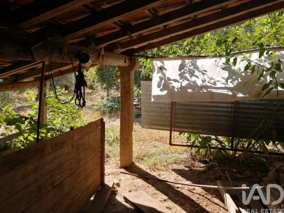 Moradia T4 para Venda em Alvares Foto 29