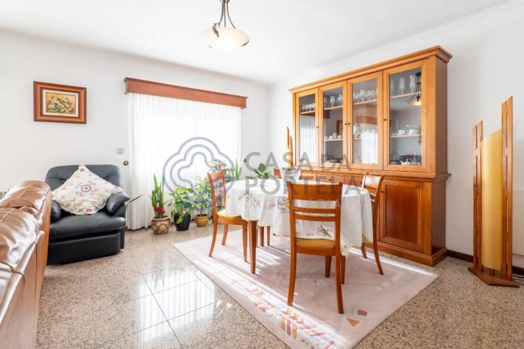 Moradia T5 para Venda em Mafamude e Vilar do Paraíso Foto 3