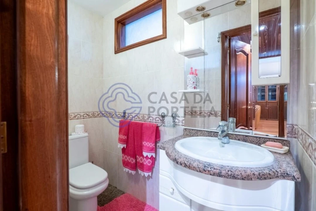 Moradia T5 para Venda em Mafamude e Vilar do Paraíso Foto 58