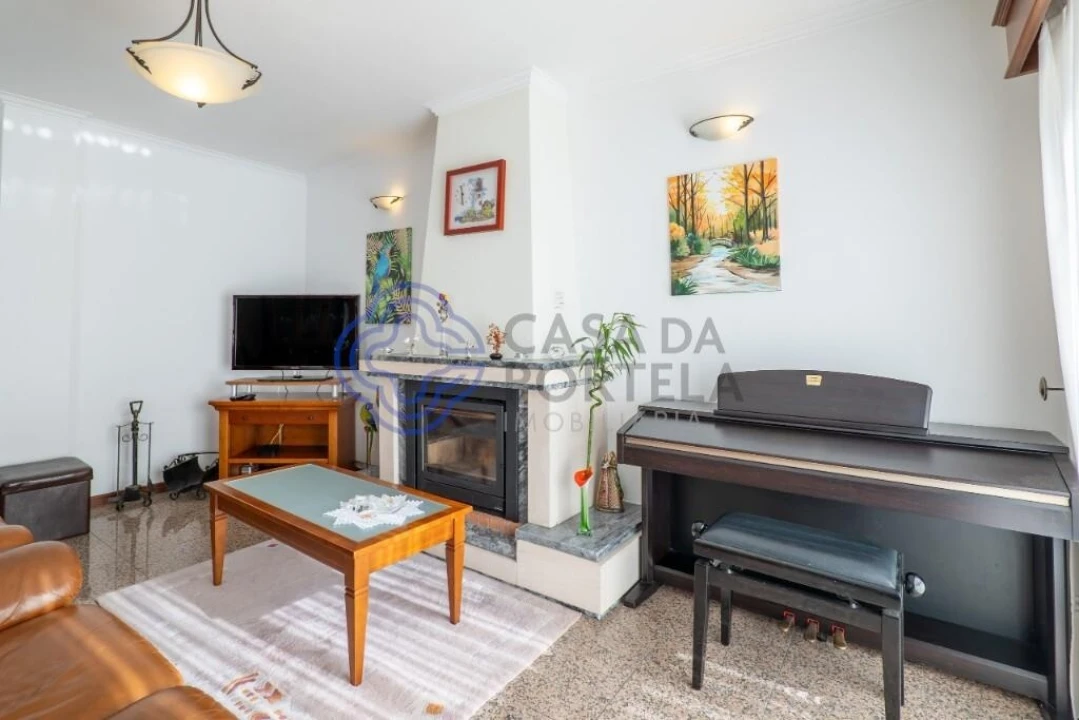 Moradia T5 para Venda em Mafamude e Vilar do Paraíso Foto 6