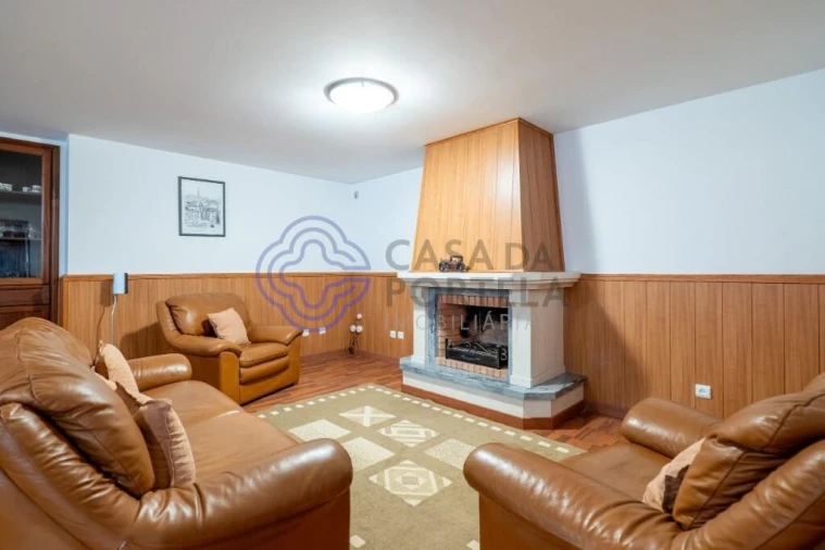 Moradia T5 para Venda em Mafamude e Vilar do Paraíso Foto 51